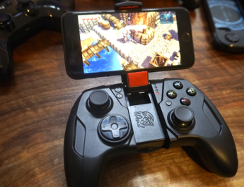 Bluetooth controller for iPhone
