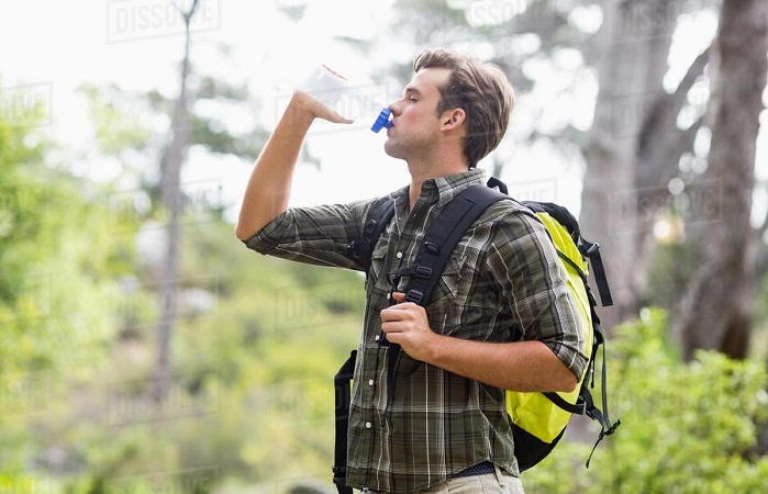 Tricky Reasons Why You Should Never Drink Water Standing Up Newstricky
