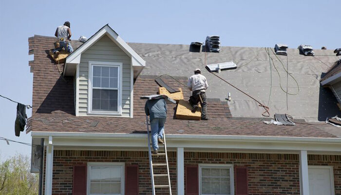 Tips for Safely Maintaining Your Atlanta Roof